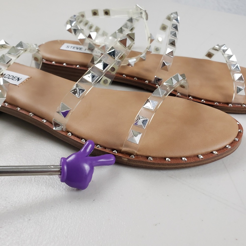 Steve Madden Travel Clear Tan Silver Pyramid Studded Gladiator Sandals 8.5M - Picture 11 of 11